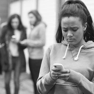 O impacto das mídias sociais na saúde mental das pessoas