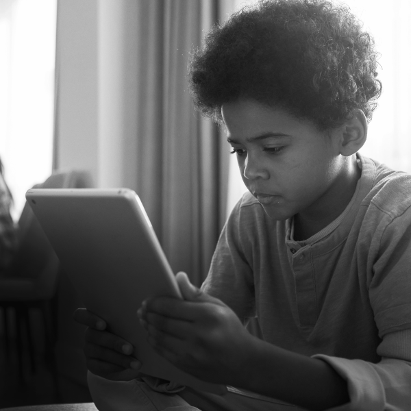 TELAS: elas fazem mal às crianças e adolescentes?