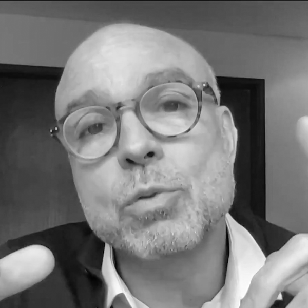 Rodrigo Bressan fala sobre uso excessivo de telas no Encontro