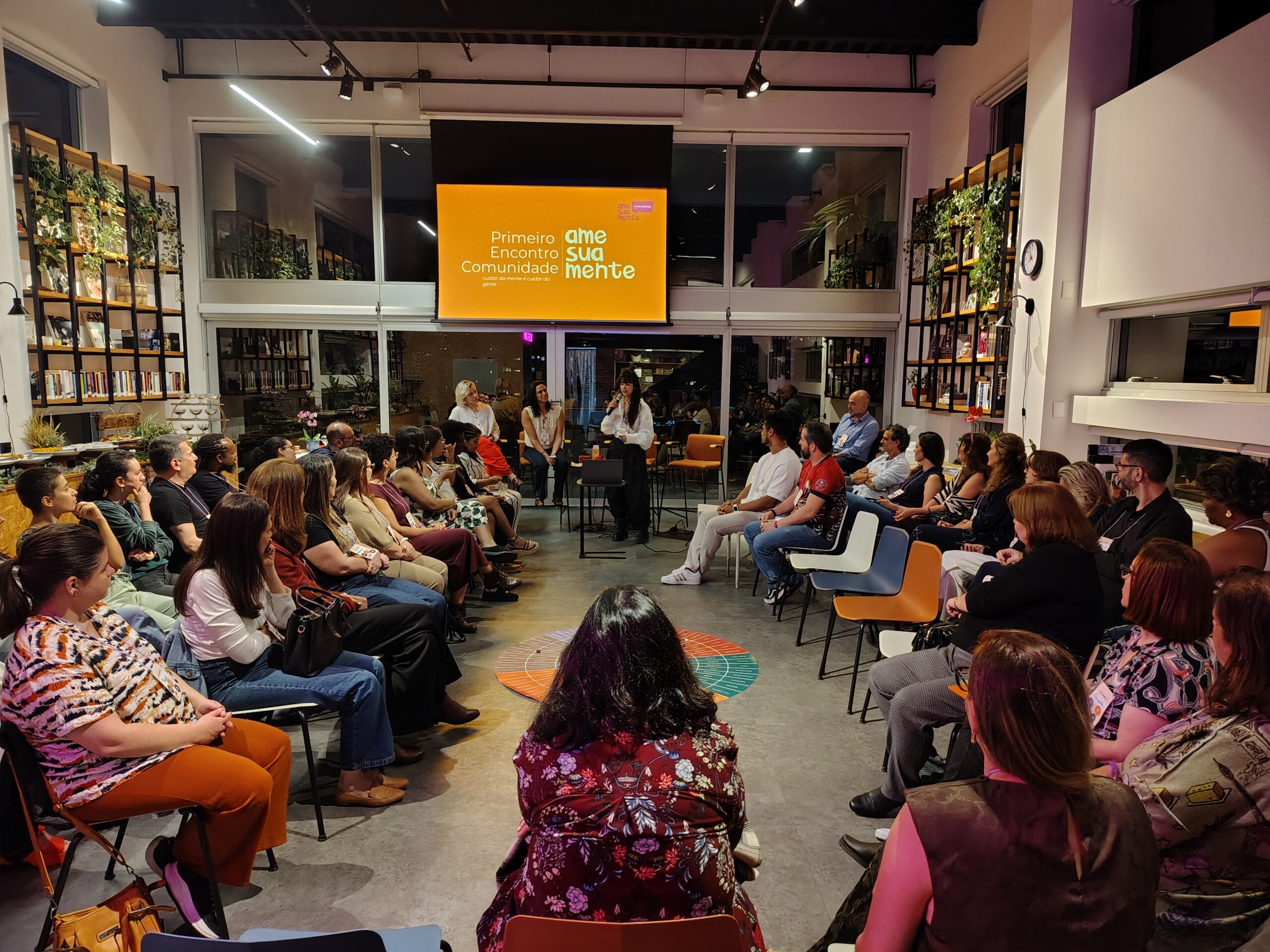 Comunidade de aprendizagem reúne educadores